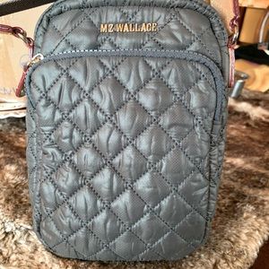 Mz   Metro crossbody preowned